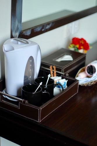 Carlton Holiday Hotel & Suites