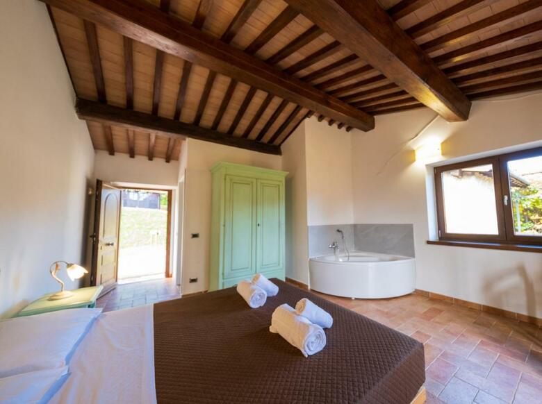Hostal Agriturismo Borgo Biaia