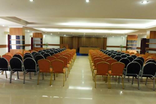 Hotel Paray Village County