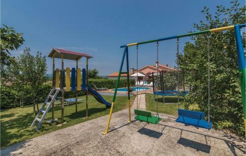 Holiday Home Kozljak Cr