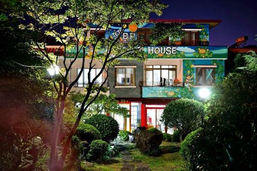 Albergue Jeju B.p. Home