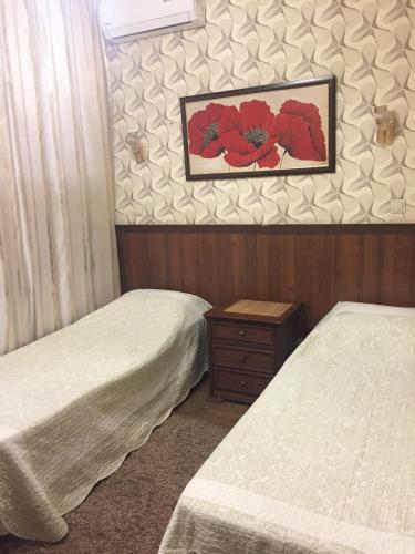 Hostal Mikhalych Guest House