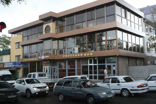 Hostal Mikhalych Guest House