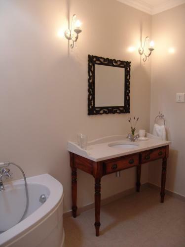 Hostal Villa Ora Guesthouse