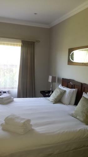 Hostal Villa Ora Guesthouse