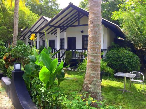Hotel Flower Garden