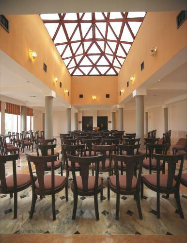 M�venpick Nabatean Castle Hotel