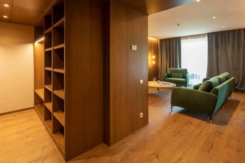 Hotel Lopota Resort