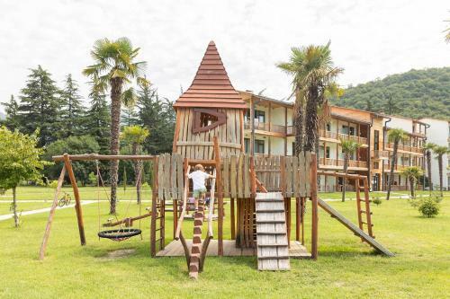 Hotel Lopota Resort
