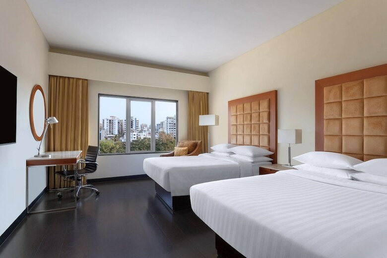The Gateway Hotel Athwalines