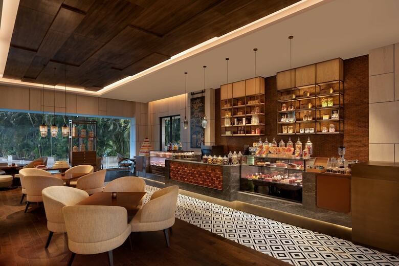The Gateway Hotel Athwalines