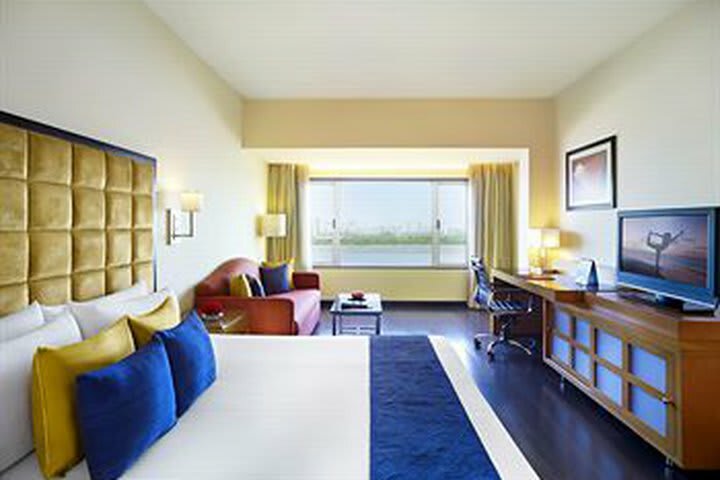 The Gateway Hotel Athwalines