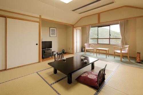 Sanazawa-no-mori