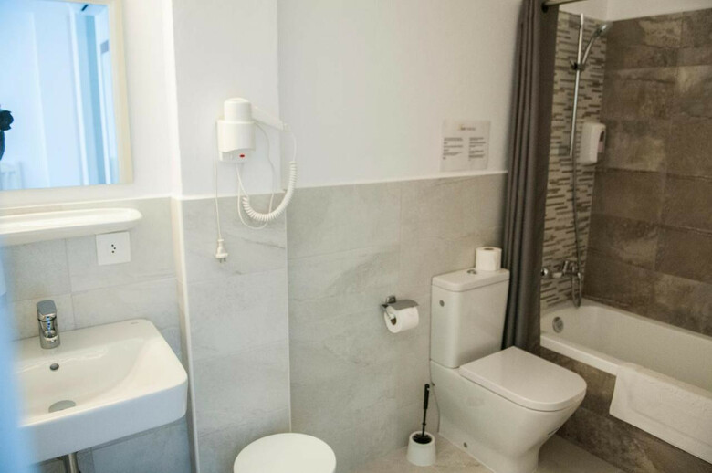 Apartamentos Loar Ferreries