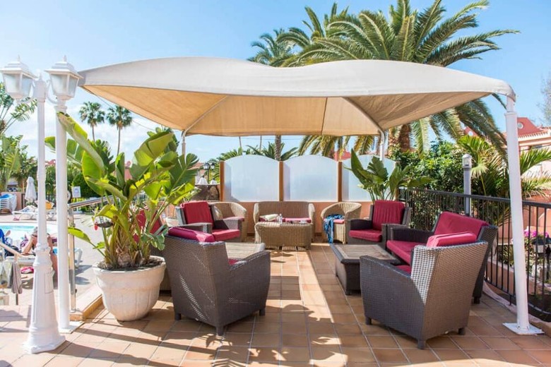 Apartamentos Jard�n Del Sol