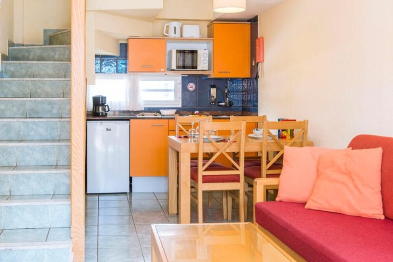Apartamentos Jard�n Del Sol