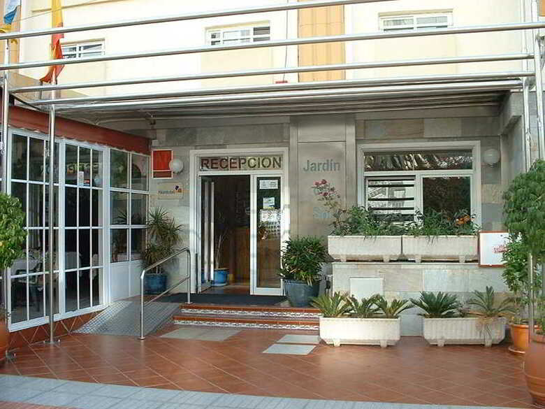 Apartamentos Jard�n Del Sol