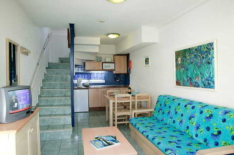 Apartamentos Jard�n Del Sol