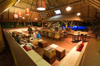 Sefapane Lodge And Safaris