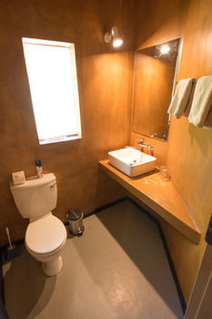 Sefapane Lodge And Safaris