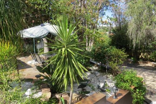 Hostal Maison Ambre Guesthouse