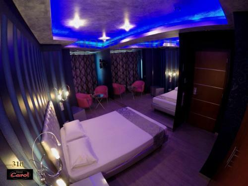 Carol Hotel