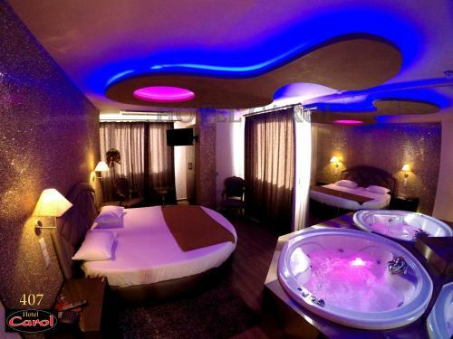 Carol Hotel