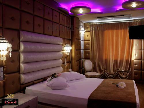 Carol Hotel