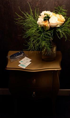 Hotel - Motel Flower