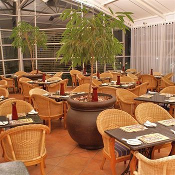 Protea Hotel Karridene Beach
