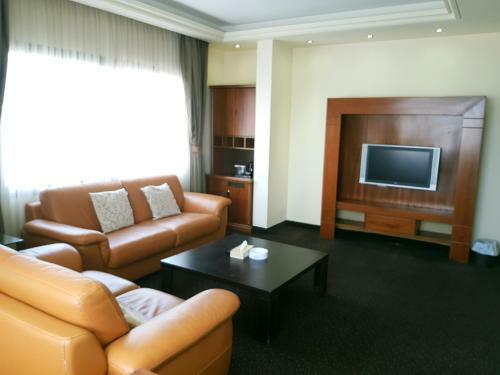 Madisson Hotel