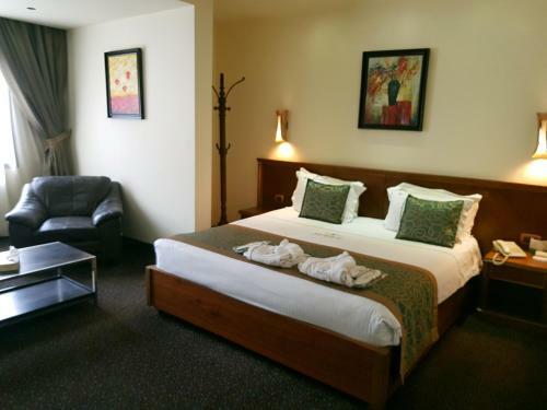 Madisson Hotel