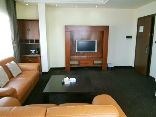 Madisson Hotel