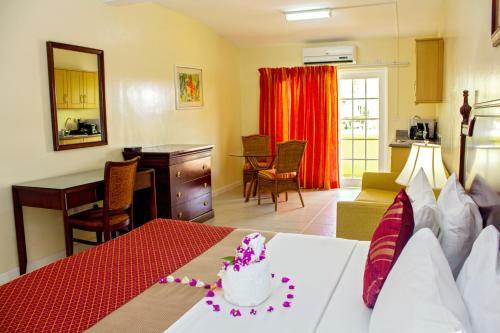 Bay Gardens Hotel