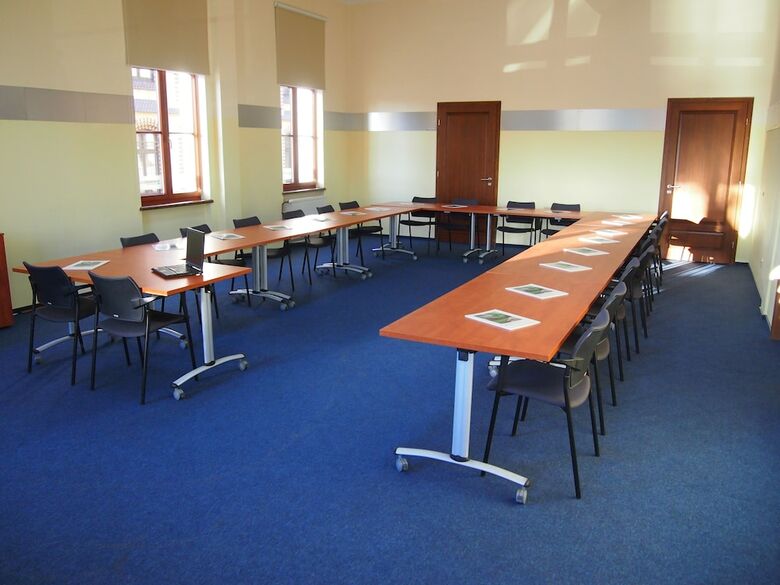 Hostal Wenderedu Business Center