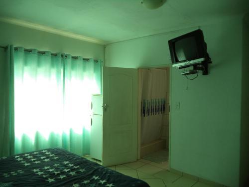 Hostal Heatherdale Guesthouse & Shuttle Services