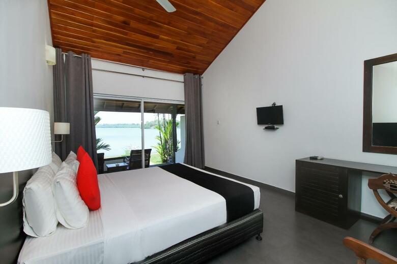 Hotel Kalla Bongo Lake Resort