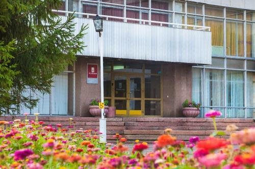 Molodezhnaya Hotel