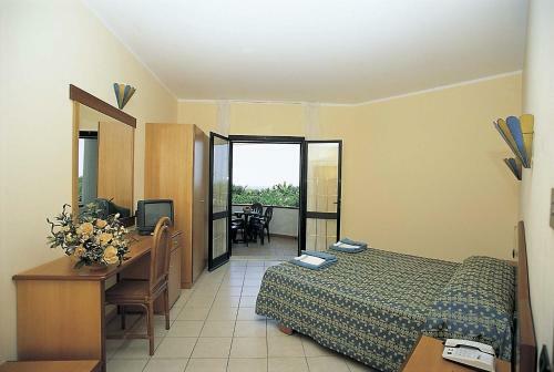 Hotel Villaggio Torre Ruffa Robinson