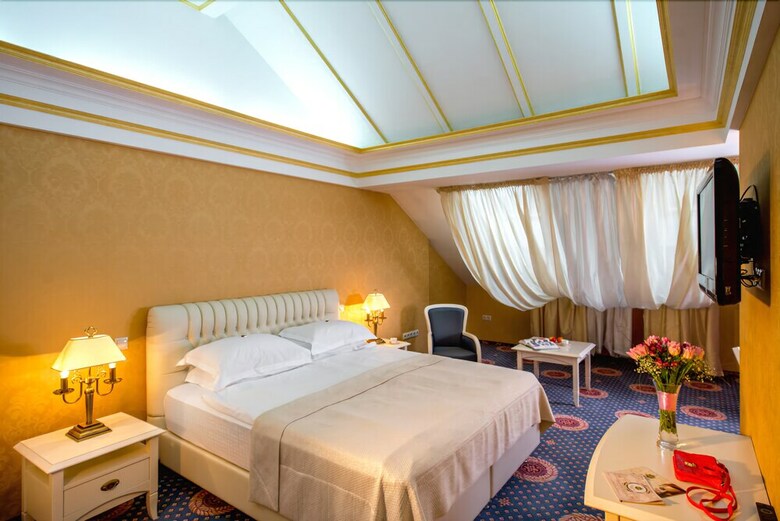 Hotel Kievskaya Russ Resort