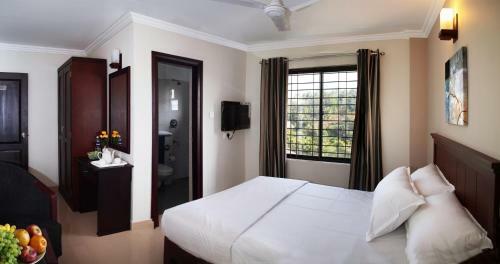 Century Grand Hotel