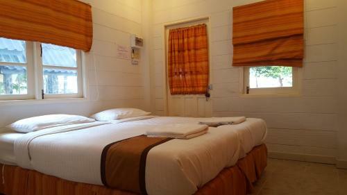 Hotel Prachuap Garden View Resort