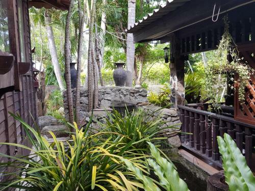 Hotel Prachuap Garden View Resort