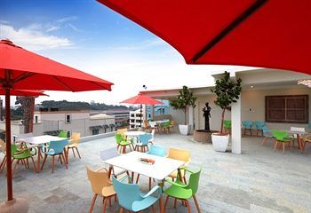 The Settlement Hotel