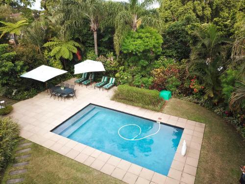 Hostal Cornerway Guest House