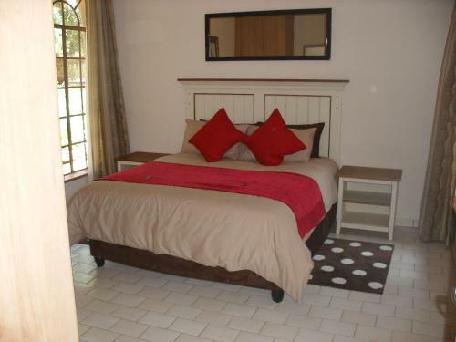 Lokuthula Country Lodge