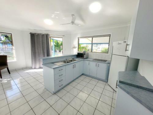 Boyne Island Motel And Villas