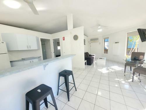 Boyne Island Motel And Villas