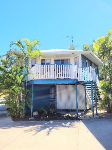 Boyne Island Motel And Villas