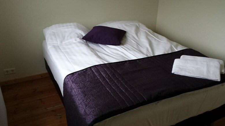Hostal Nord Marina Guesthouse